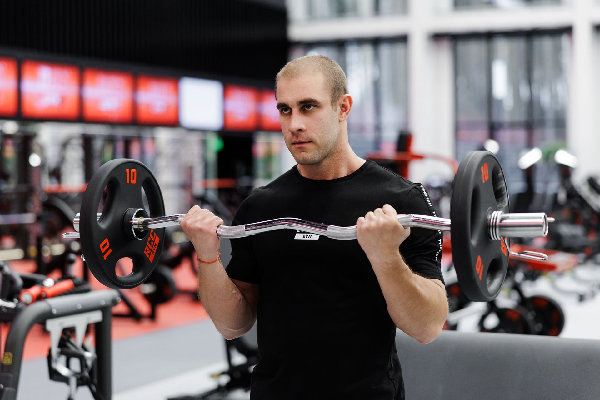 Андрей Манихин