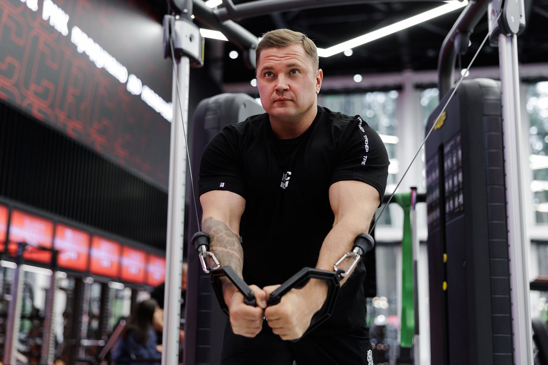 Владислав Мошкин